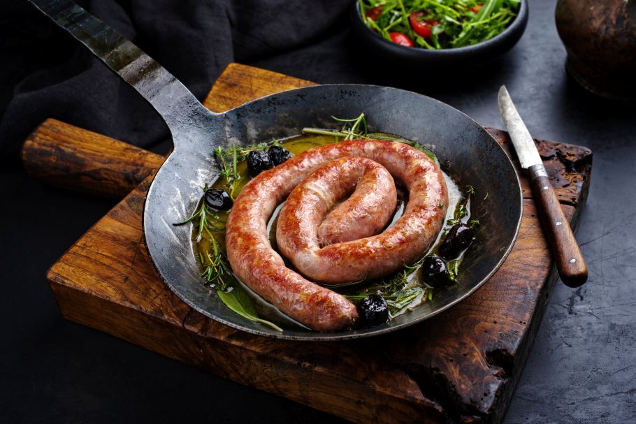 Bier passt zu Wurst Salsiccia